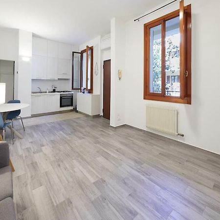 Flat Number 11 Apartment Milan Exterior photo